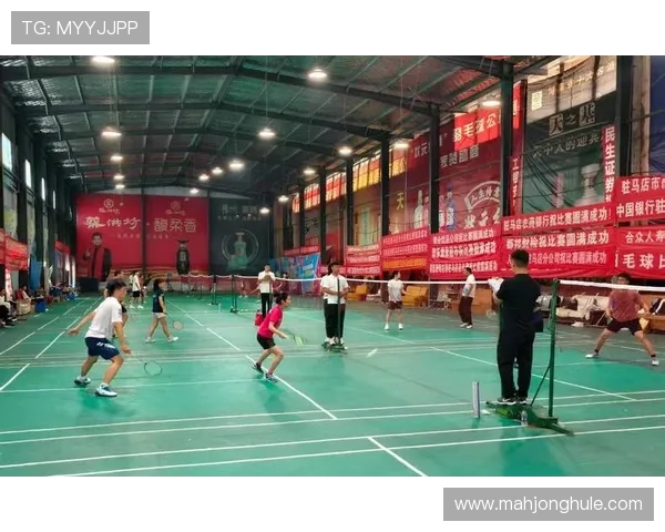 讷河市全民健身羽毛球比赛由文体广电旅游局主办,少年儿童业余体校与羽协承办 讷河市全民健身羽毛球比赛由文体广电旅游局主办,少年儿童业余体校与羽协承办